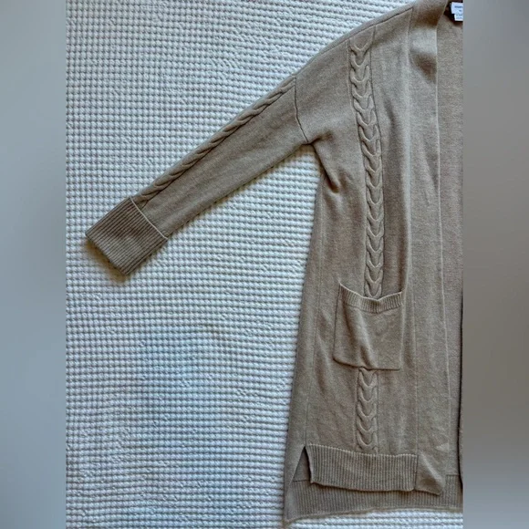 Seraphine Oatmeal 100% Wool Long Line Maternity Cardigan Sweater: XS/Small - Picture 2 of 9